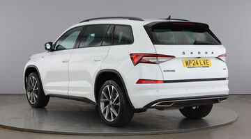 2024 Škoda 2.0 TDI SportLine DSG 4WD Euro 6 5-door (7 Seat) (White) - Image: 3