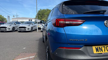 2020 Vauxhall Turbo SRi Nav Euro 6 5-door (Blue) - Image: 19