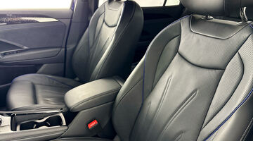 2026 Volkswagen 2.0 TSI R-Line DSG 4Motion Euro 6 5-door (Purple) - Image: 38
