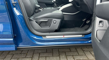 2026 Audi 1.0 TFSI 30 S line Euro 6 5-door (Blue) - Image: 19