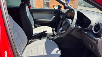 2026 SEAT 1.0 TSI FR Euro 6 5-door (Red) - Image: 23