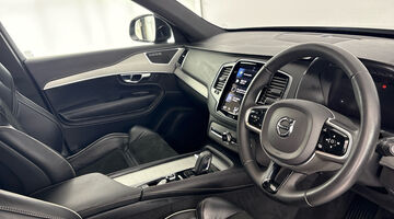 2022 Volvo 2.0 B5 MHEV R-Design Auto 4WD Euro 6 5-door (Black) - Image: 6