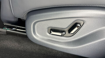2026 Geely 60.22kWh Max Auto 5-door (Green) - Image: 33