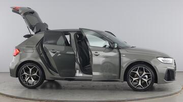 2026 Audi Sportback Black Edition 35 TFSI 150 PS S tronic (Grey) - Image: 52