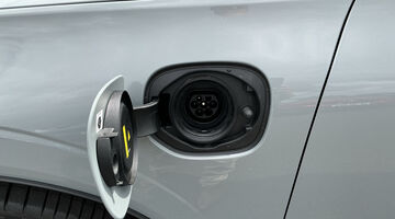 2026 Volvo 2.0 T8 18.8kWh Ultra Black Edition Auto Euro 6 5-door (Grey) - Image: 19