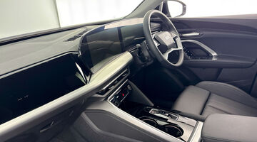 2026 Audi 2.0 TDI Sport S Tronic quattro Euro 6 5-door (Black) - Image: 2
