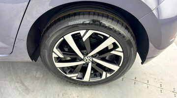 2026 Volkswagen 1.0 TSI Match Euro 6 5-door (Grey) - Image: 30