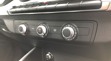 2026 Audi 1.0 TFSI 30 S line Euro 6 5-door (Blue) - Image: 34