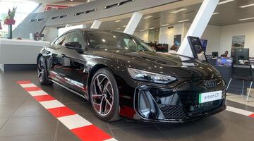 2026 Audi 105kWh Auto quattro 4-door (Black) - Image: 1