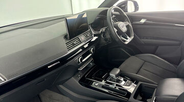 2024 Audi 2.0 TDI 40 Black Edition S Tronic quattro Euro 6 5-door (Blue) - Image: 2