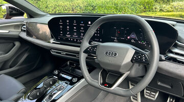 2025 Audi 2.0 TFSI Edition 1 Saloon S Tronic Euro 6 5-door (Red) - Image: 6