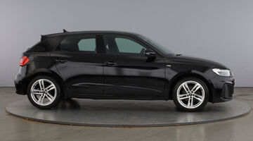2023 Audi 1.0 TFSI 30 S line Sportback S Tronic Euro 6 5-door (Black) - Image: 4