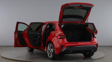 2026 Audi Sportback Black Edition TFSI 150 PS S tronic (Red) - Image: 11
