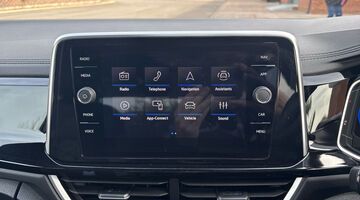 2024 Volkswagen 2.0 TDI R-Line DSG Euro 6 5-door (Blue) - Image: 8