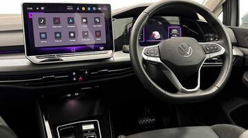 2025 Volkswagen ETSI MHEV Style DSG Euro 6 5-door (Silver) - Image: 2