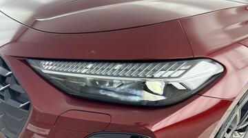 2026 Audi Saloon Black Edition e-hybrid quattro 299 PS S tronic (Red) - Image: 43