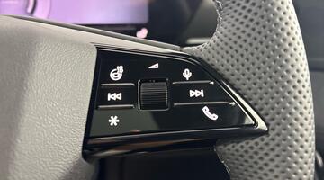2026 Audi SQ6 SUV Vorsprung e-tron 360,00 kW (Black) - Image: 16