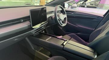 2026 Volkswagen Tourer Pro Match Plus 77kWh 286 PS 1-Speed Automatic 5-door (Blue) - Image: 15