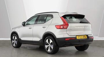 2023 Volvo 1.5h T4 Recharge 10.7kWh Plus Auto Euro 6 5-door (Silver) - Image: 3