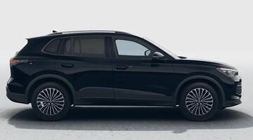 2026 Volkswagen ETSI MHEV Match DSG Euro 6 5-door (Black) - Image: 38
