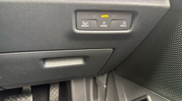 2026 Volkswagen TSI eHybrid 19.7kWh Elegance DSG Euro 6 5-door (Silver) - Image: 25