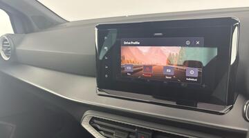2026 SEAT 1.0 TSI FR First Edition DSG Euro 6 5-door (Grey) - Image: 16
