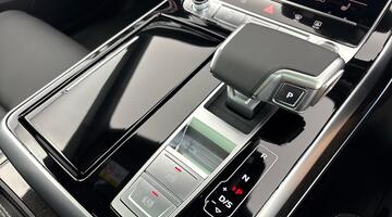 2026 Audi 3.0 e-hybrid V6 22kWh Black Edition Tiptronic quattro Euro 6 5-door (Blue) - Image: 15