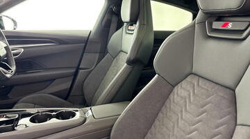 2026 Audi 105kWh Auto quattro 4-door (Grey) - Image: 39