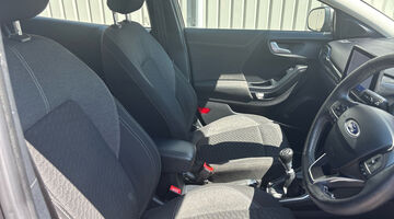 2023 Ford 1.0T EcoBoost MHEV Titanium Euro 6 5-door (Grey) - Image: 40