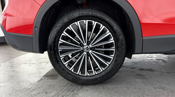 2026 Volkswagen ETSI MHEV Match DSG Euro 6 5-door (Red) - Image: 30