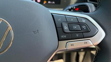 2026 Volkswagen ETSI MHEV Match DSG Euro 6 5-door (Black) - Image: 22