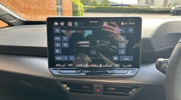 2026 CUPRA E-Boost 59kWh V1 Auto 5-door (Silver) - Image: 31