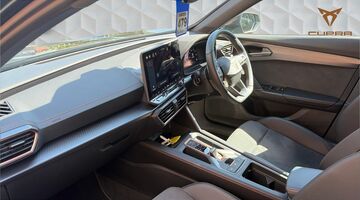 2025 CUPRA ETSI V2 DSG Euro 6 5-door (Black) - Image: 2