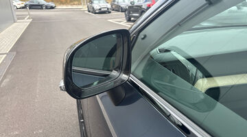 2026 Volvo 2.0 B5 MHEV Plus Pro Auto Euro 6 5-door (Blue) - Image: 23