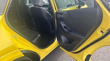 2026 Ford Standard Range 43kWh Premium Auto 5-door (Yellow) - Image: 23