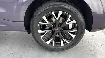 2026 CUPRA ETSI V1 DSG Euro 6 5-door (Dark Void) - Image: 31