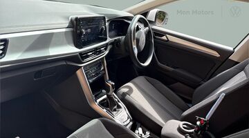 2025 Volkswagen TSI Match DSG Euro 6 5-door (White) - Image: 2