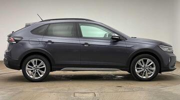 2025 Volkswagen 1.0 TSI Match Euro 6 5-door (Grey) - Image: 4