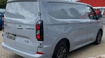 2026 Ford 2.080 EcoBlue Limited Auto L1 H1 Euro 6 5-door (Grey) - Image: 9