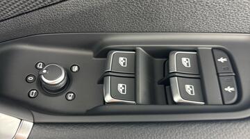 2026 Audi TFSI CoD 35 S line S Tronic Euro 6 5-door (Black) - Image: 19