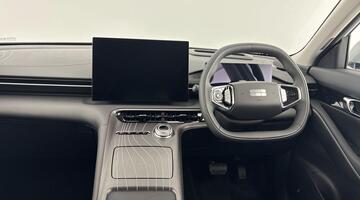 2026 Geely EM-i 29.8kWh Ultra Auto Euro 6 5-door (Silver) - Image: 8