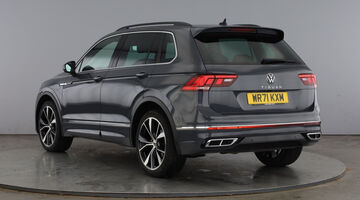 2022 Volkswagen TSI R-Line DSG Euro 6 5-door (Grey) - Image: 3