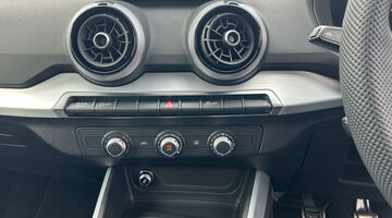 2026 Audi 1.0 TFSI 30 S line Euro 6 5-door (Blue) - Image: 34