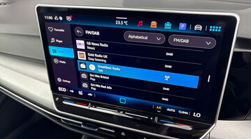 2025 Volkswagen TSI eHybrid 19.7kWh Match DSG Euro 6 5-door (Black) - Image: 8