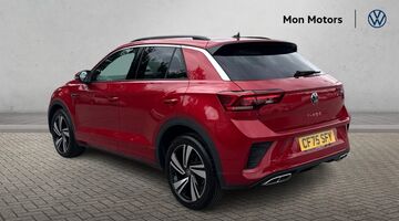 2025 Volkswagen ETSI MHEV R-Line DSG Euro 6 5-door (Red) - Image: 3