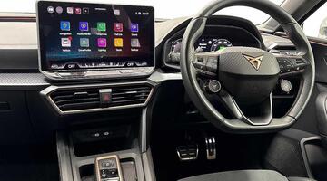 2025 CUPRA ETSI V2 DSG Euro 6 5-door (Black) - Image: 2