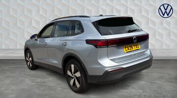 2026 Volkswagen ETSI MHEV Life DSG Euro 6 5-door (Silver) - Image: 3