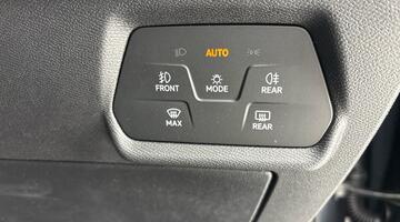 2026 CUPRA 2.0 TSI VZ3 DSG 4-doorive Euro 6 5dr (Grey) - Image: 12