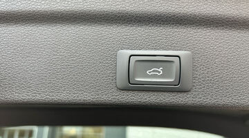2024 Audi TFSI CoD 35 S line Sportback S Tronic Euro 6 5-door (Blue) - Image: 20