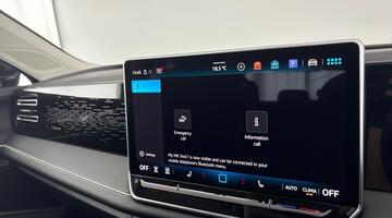 2026 Volkswagen ETSI MHEV Elegance DSG Euro 6 5-door (Black) - Image: 12